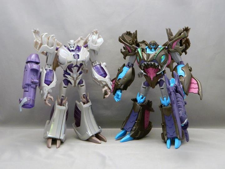 Sharkticon Megatron Transformers Prime Beast Hunters Voyager